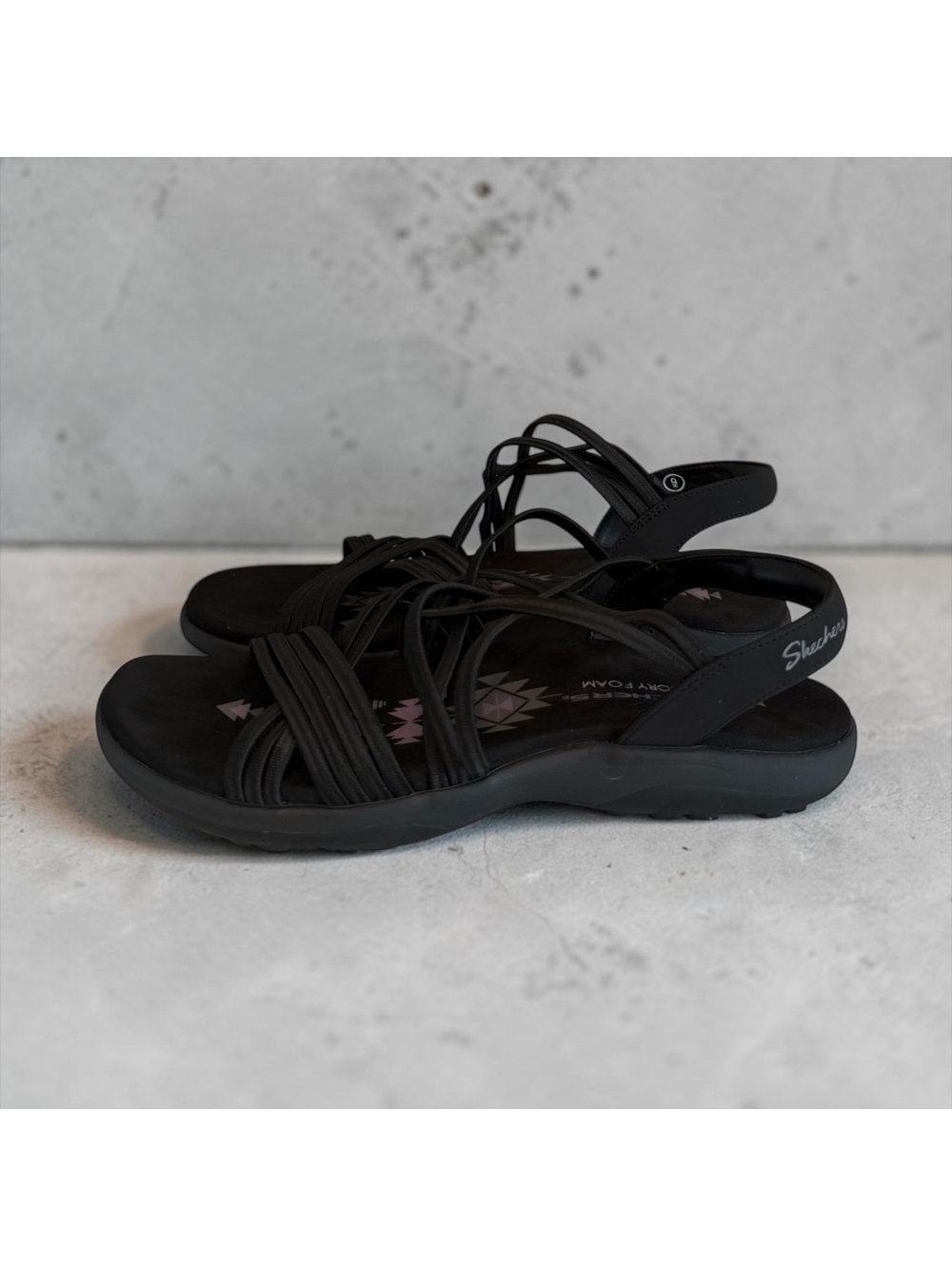 Skechers Reggae Slim Sandals Black Strappy Memory Foam Size 9
